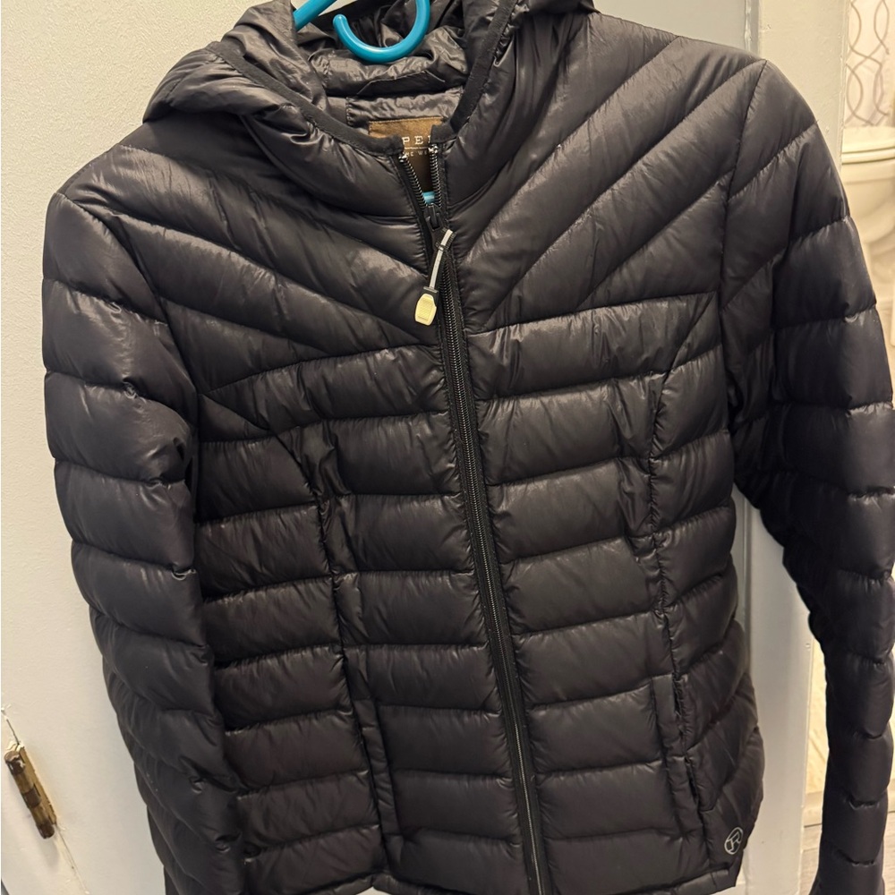 Women's Black Puffer Jacket